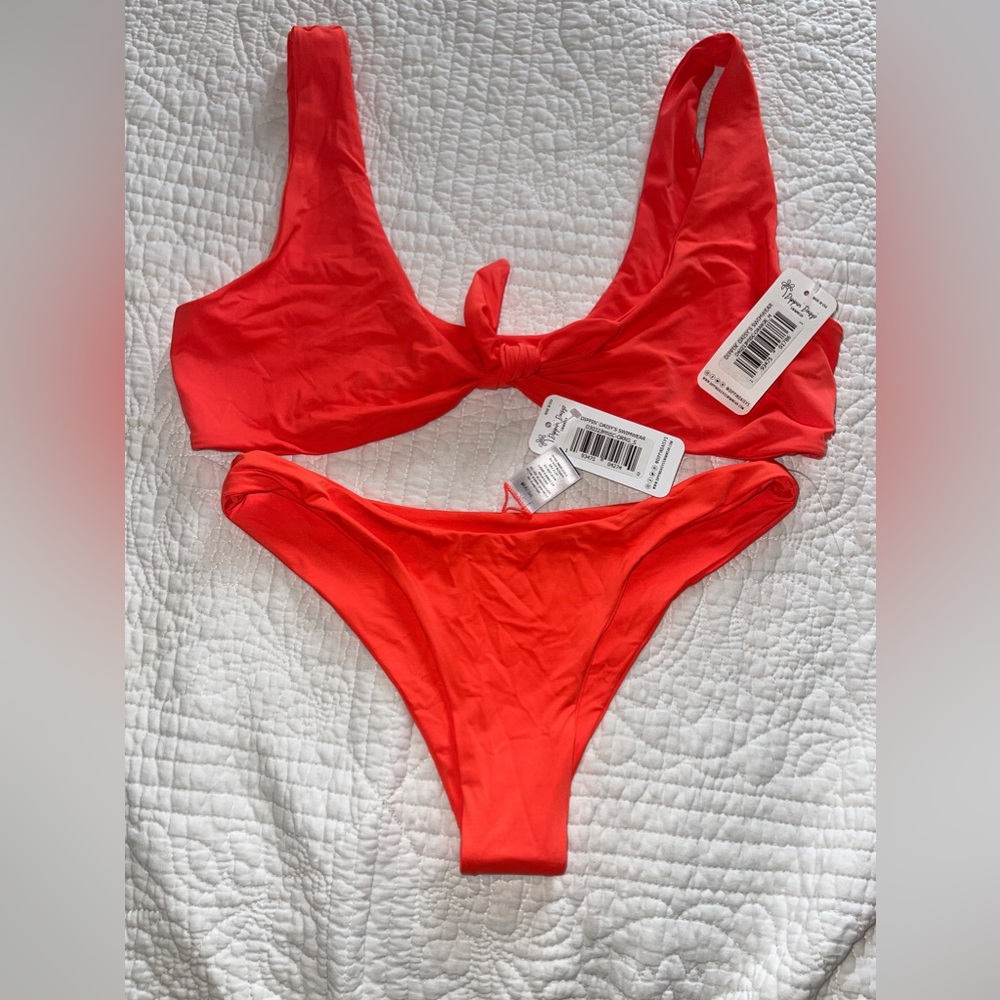NWT 2 PC DIPPIN DAISYS ORANGE BIKINI SET